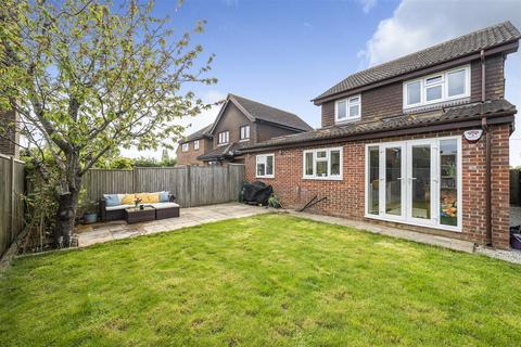 3 bedroom detached house for sale, Victoria Road, Hayling Island PO11