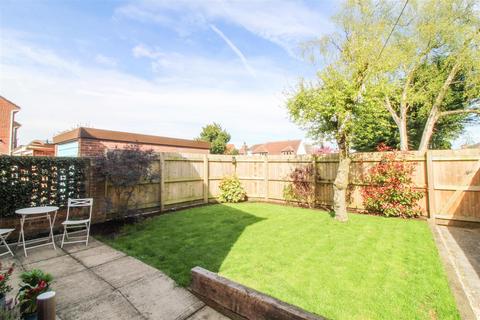 3 bedroom link detached house for sale, Moorside Dale, Ripon