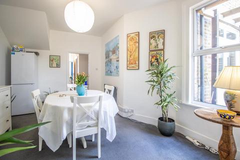 4 Ceylon Road, Westcliff-on-sea, SS0 7HP