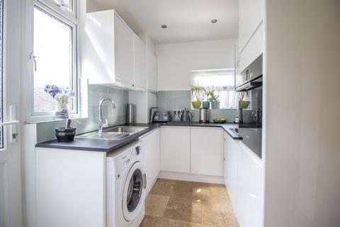 4 Ceylon Road, Westcliff-on-sea, SS0 7HP