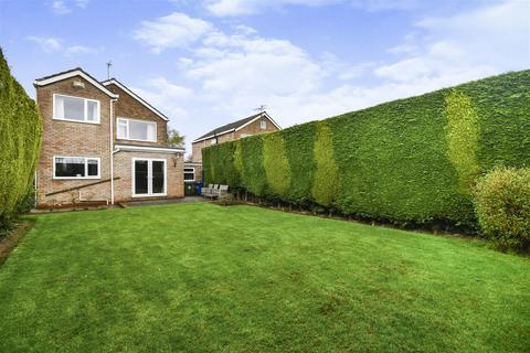 4 bedroom detached house for sale, Bellfield Drive, Willerby, Hull