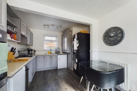 2 bedroom end of terrace house for sale, Bude Grove, North Shields