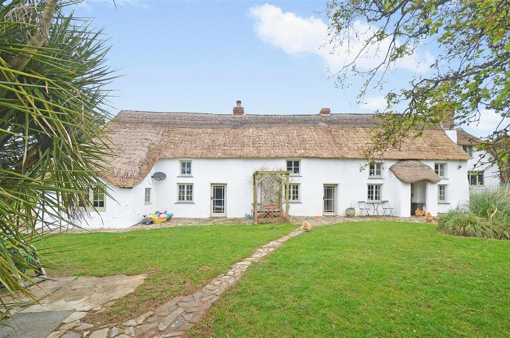 East Hill, Blackwater, Truro 5 bed property with land for sale £895,000