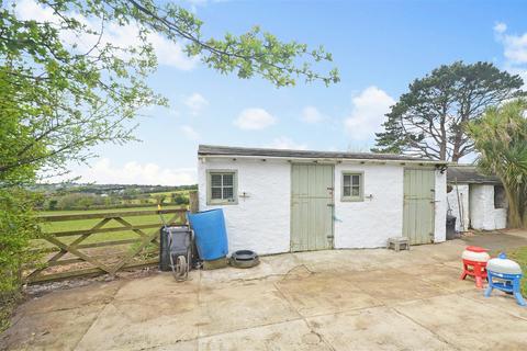 5 bedroom property with land for sale, East Hill, Blackwater, Truro