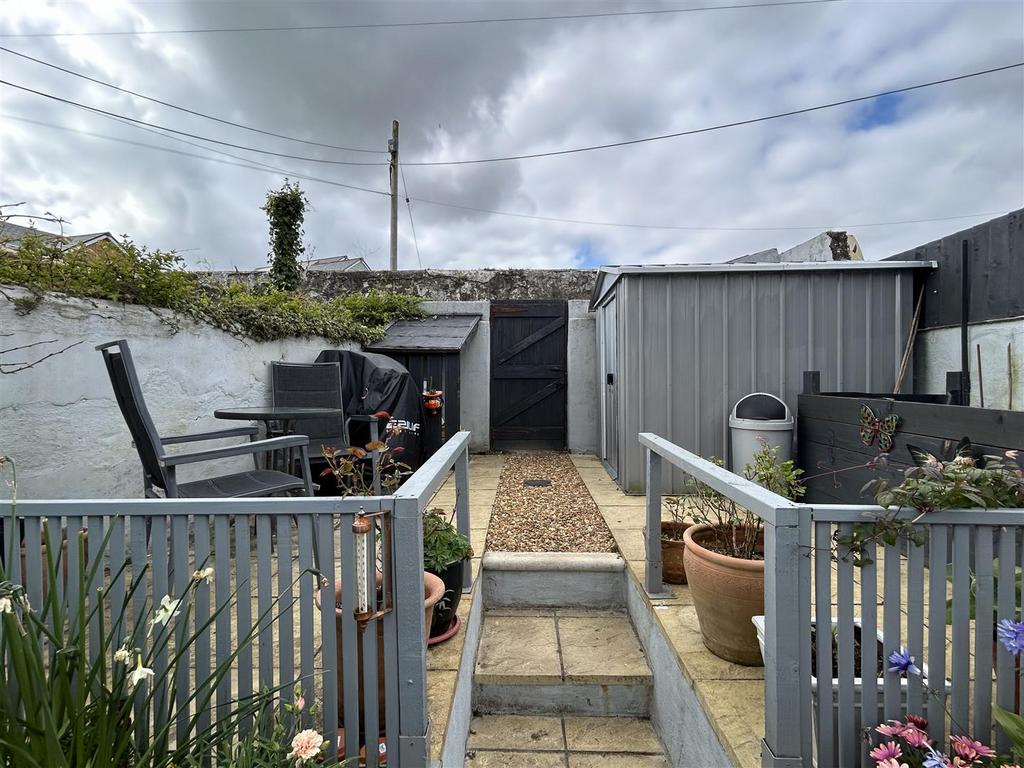 Garden 2.jpeg