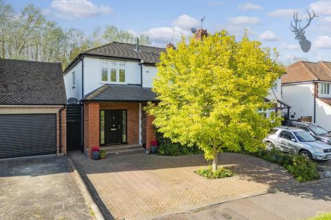 4 bedroom semi-detached house for sale, Woodland Way, Theydon Bois, Epping