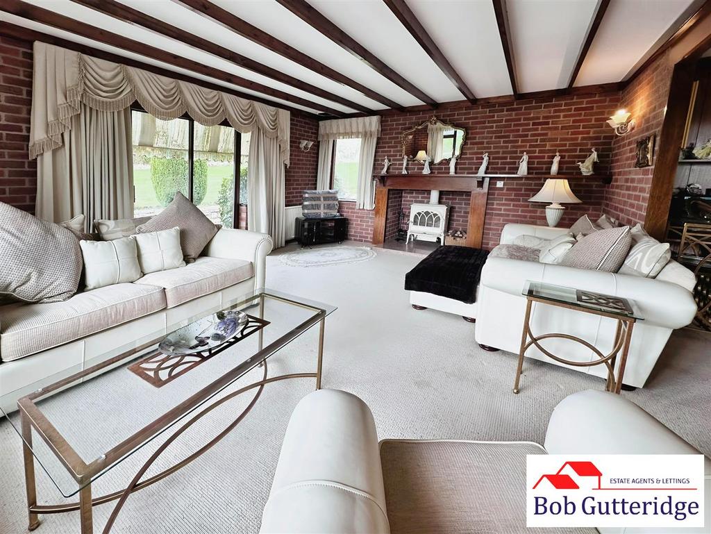 Manor Road, Baldwins Gate, Newcastle 3 bed detached bungalow for sale