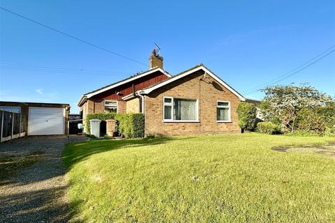 3 bedroom detached bungalow for sale, Cargate Lane, Upton NR13