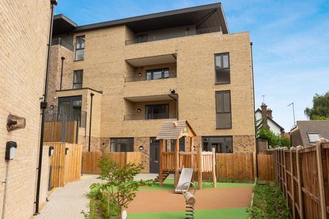 2 bedroom flat for sale, Plot 28 at The Volary, 8-10 Grovelands Road CR8