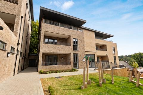 2 bedroom flat for sale, Plot 30 at The Volary, 8-10 Grovelands Road CR8