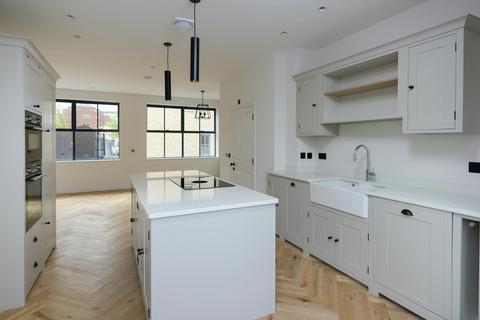 3 bedroom flat for sale, Apartment 8, North Range, Walcot Yard, Bath, BA1