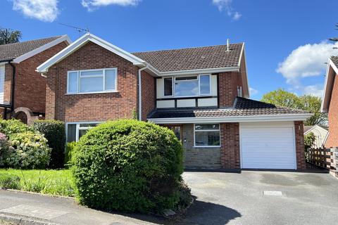 4 bedroom detached house for sale, Loder Drive, Hereford, HR1