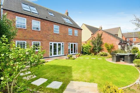 5 bedroom detached house for sale, Polyantha Square, Rearsby, LE7