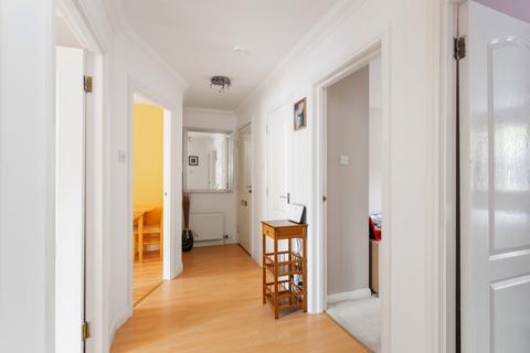 2 bedroom ground floor flat for sale, 11/2 St Catherine's Gardens, Edinburgh, EH12 7AZ