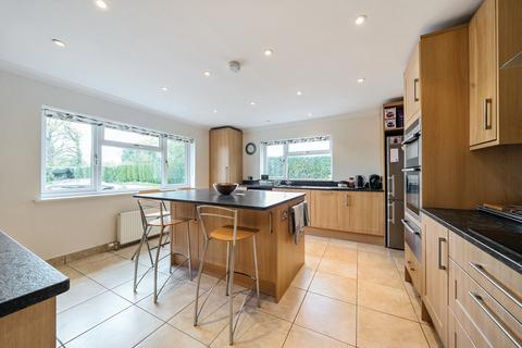 4 bedroom bungalow for sale, Alton Lane, Four Marks, Alton, Hampshire, GU34