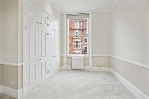 2 bedroom apartment to rent, Egerton Gardens, Knightsbridge, SW3