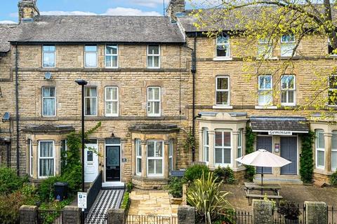 3 bedroom terraced house for sale, Franklin Road, Harrogate, North Yorkshire