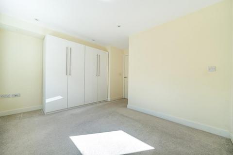 1 bedroom flat for sale, Haddenham,  Buckinghamshire,  HP17