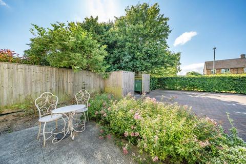 1 bedroom flat for sale, Haddenham,  Buckinghamshire,  HP17