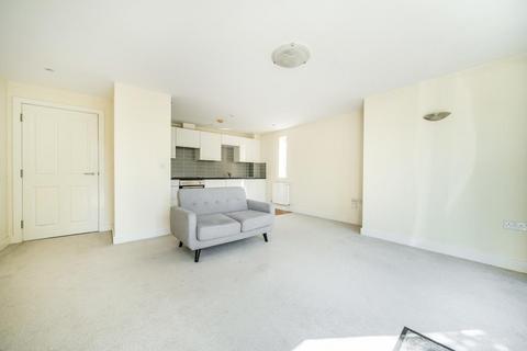 1 bedroom flat for sale, Haddenham,  Buckinghamshire,  HP17