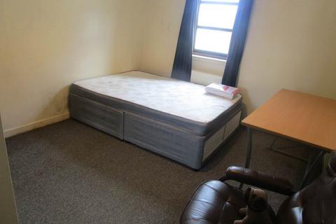 2 bedroom flat to rent, 7A Daniel Street, ,