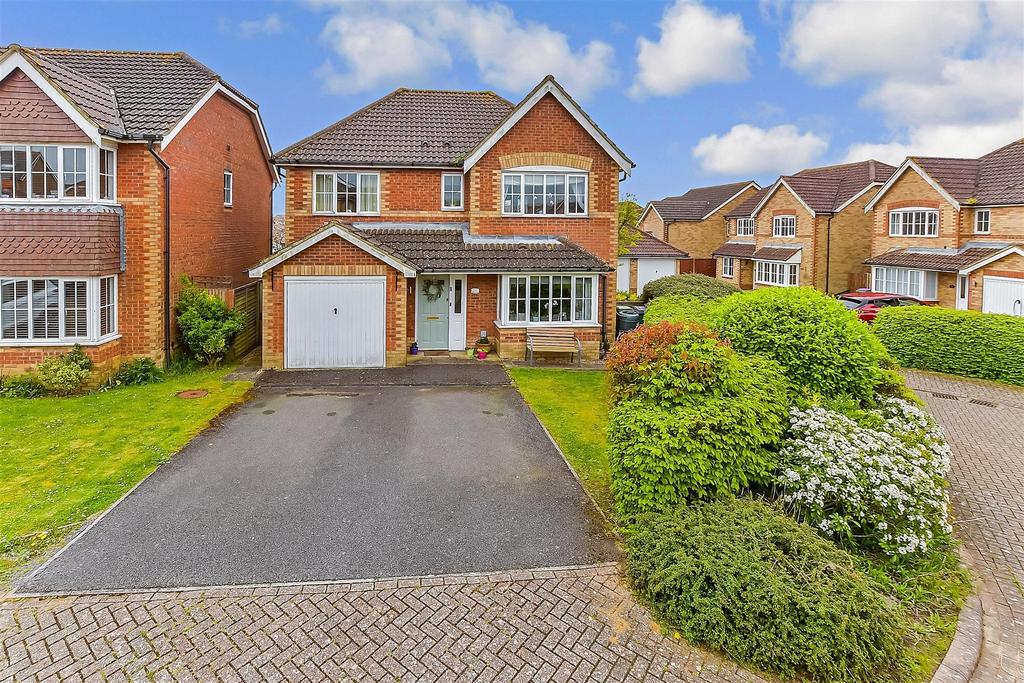 Honner Close, Hawkinge, Folkestone, Kent 4 bed detached house for sale