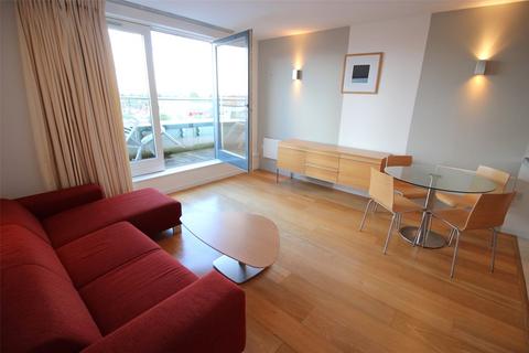 1 bedroom apartment to rent, Skyline Central 1, 50 Goulden Street, Manchester City Centre, M4