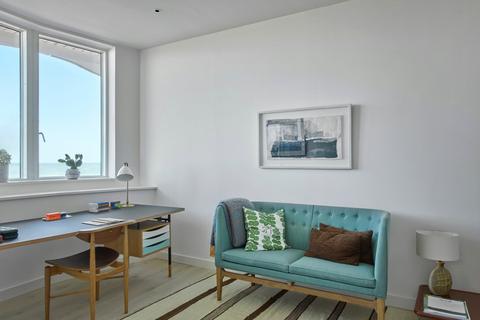 4 bedroom terraced house for sale, 23 Shoreline Crescent, Shoreline, Folkestone, CT20