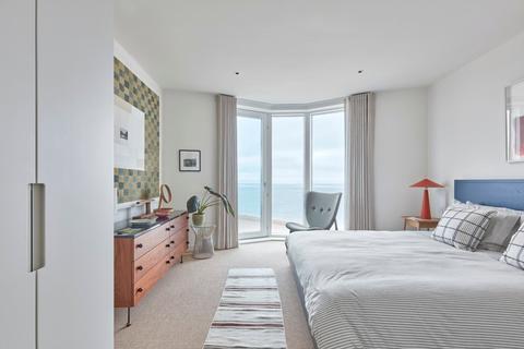 4 bedroom terraced house for sale, Shoreline Crescent, Shoreline, Folkestone, CT20