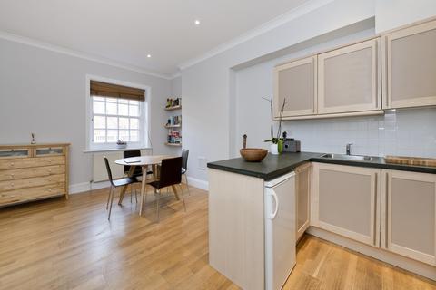 1 bedroom apartment to rent, Kensington High Street, London, UK, W8