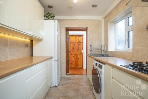 3 bedroom semi-detached house for sale, London Road, Earley, Reading, RG6 1AR