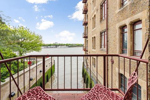 1 bedroom apartment for sale, Olivers Wharf, 64 Wapping High Street, London, E1W
