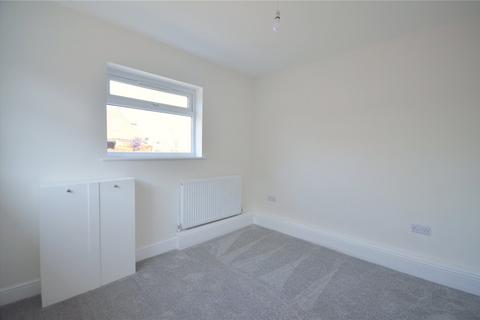 2 bedroom bungalow for sale, Fountain Drive, Liversedge, West Yorkshire, WF15