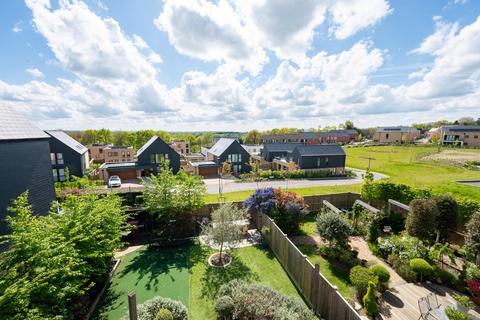 4 bedroom semi-detached house for sale, Eastfield Road, Redhill RH1