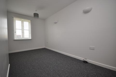 2 bedroom flat to rent, Lion Mews Framfield Road TN22