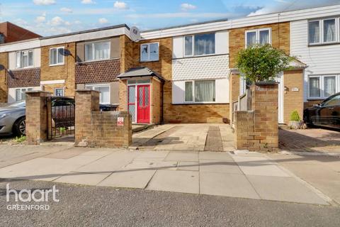 3 bedroom terraced house for sale, Greenhill Gardens, Northolt