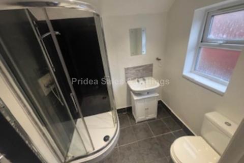 undefined, Sherbrooke Street, Lincoln