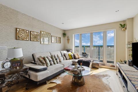 2 bedroom apartment for sale, Balham High Road, SW17