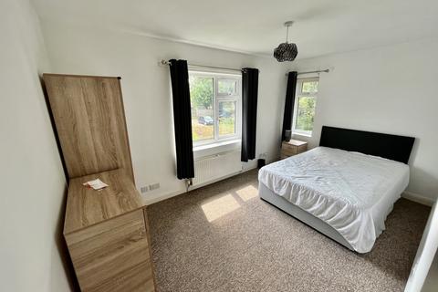 3 bedroom house to rent, Foxhall Road, Ipswich IP3