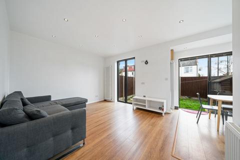 4 bedroom end of terrace house for sale, Ladysmith Road, London, N17