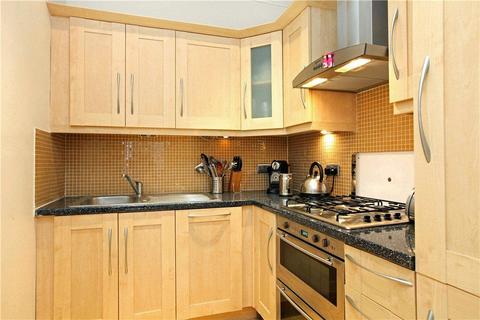 1 bedroom flat to rent, Southwell Gardens, South Kensington, London, SW7