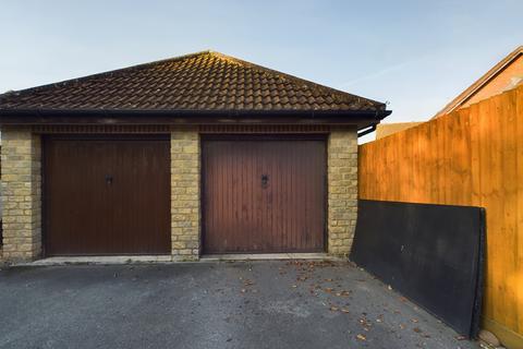 3 bedroom semi-detached house for sale, Kenilworth Close, Hereford HR2