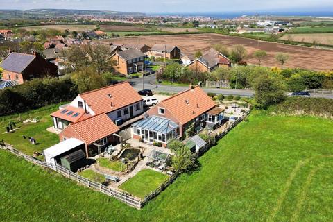 3 bedroom detached bungalow for sale, Meadowbank, Stainsacre