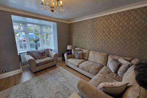 2 bedroom semi-detached house to rent, 26 Court Lane, Halifax, HX2