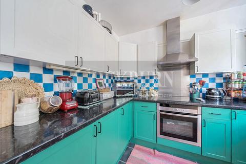 84 Alliance Road, London, SE18 2BA