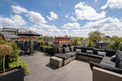 3 bedroom penthouse for sale, Culford Gardens, London, SW3