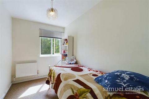 21 Ludford Close, Croydon, CR0 4BY