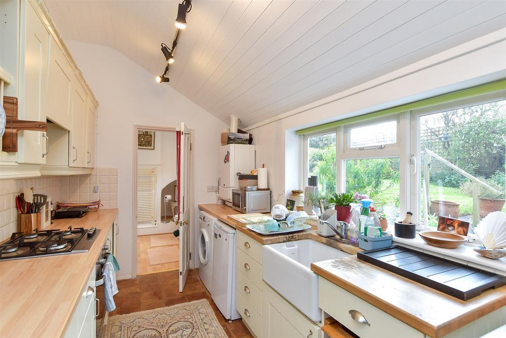 Kitchen/ Utility Area