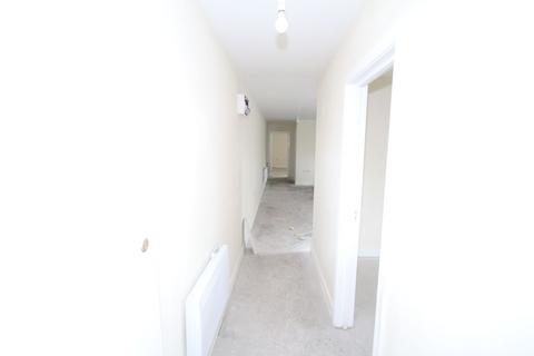 2 bedroom ground floor flat to rent, Uxbridge Road, Uxbridge, UB10