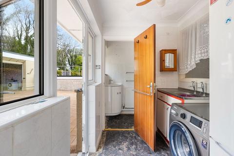 91 Broadley Drive, Torquay, TQ2 6UT